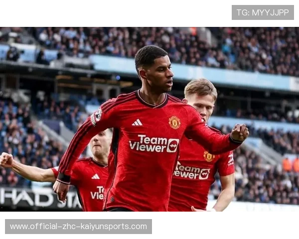 巴萨球迷起立致敬！拉什福德创造罕见一幕，拉什福德 巴萨